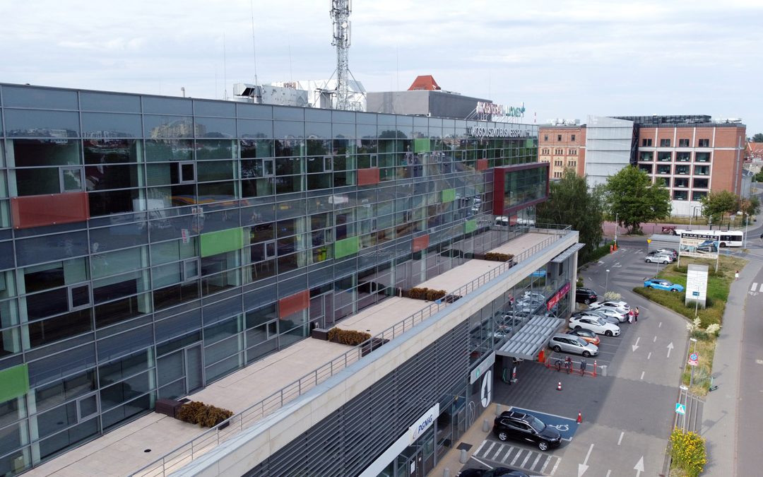 Nieruchomości komercyjne do wynajęcia w Toruniu – jak wybrać biuro, halę lub lokal?